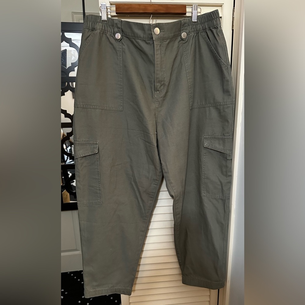Forever 21 Plus Cargo Pants